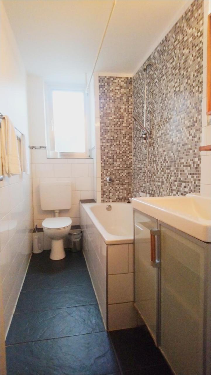 Avi City Apartments Bismarckhouse デュッセルドルフ エクステリア 写真
